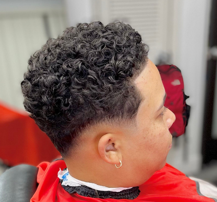 Rashada's Cuts and More, located in Dothan, Alabama, Taking all types!